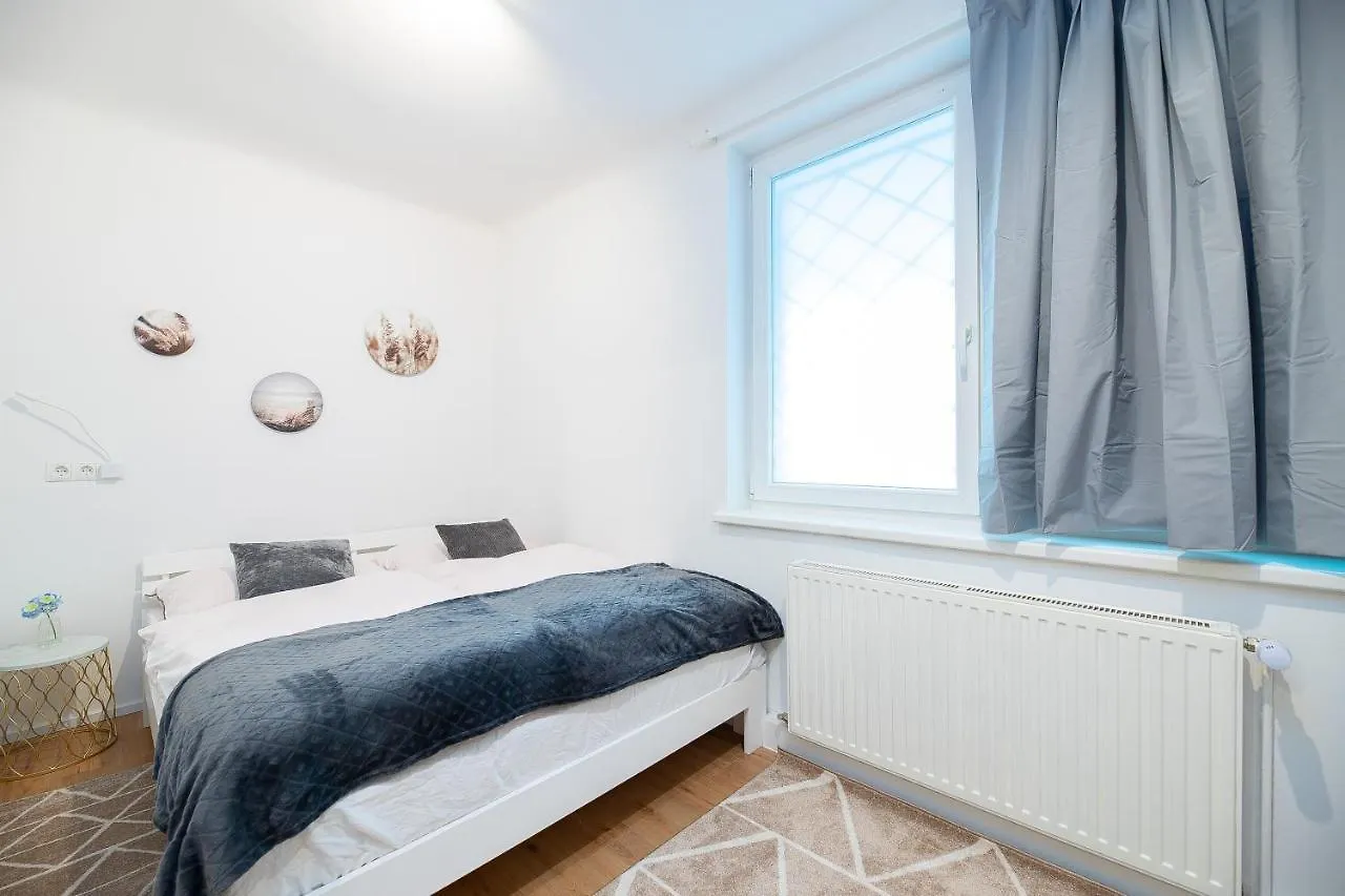 Design City Apartment With Free Parking Near Schoennbrunn Palace Vienna Austria